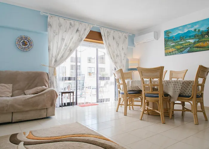 Dona Ana Beach Apartment